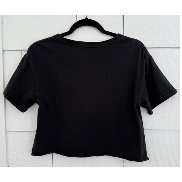 Scooby Doo Women's Small Scooby Snacks Scooby w/ Pizza Cropped Graphic T-Shirt - Picture 3 of 7